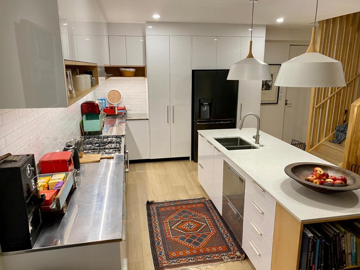 Stylish Townhouse Apartment โอ๊คแลนด์ ภายนอก รูปภาพ